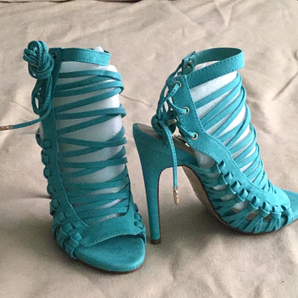 COPY - HEELS